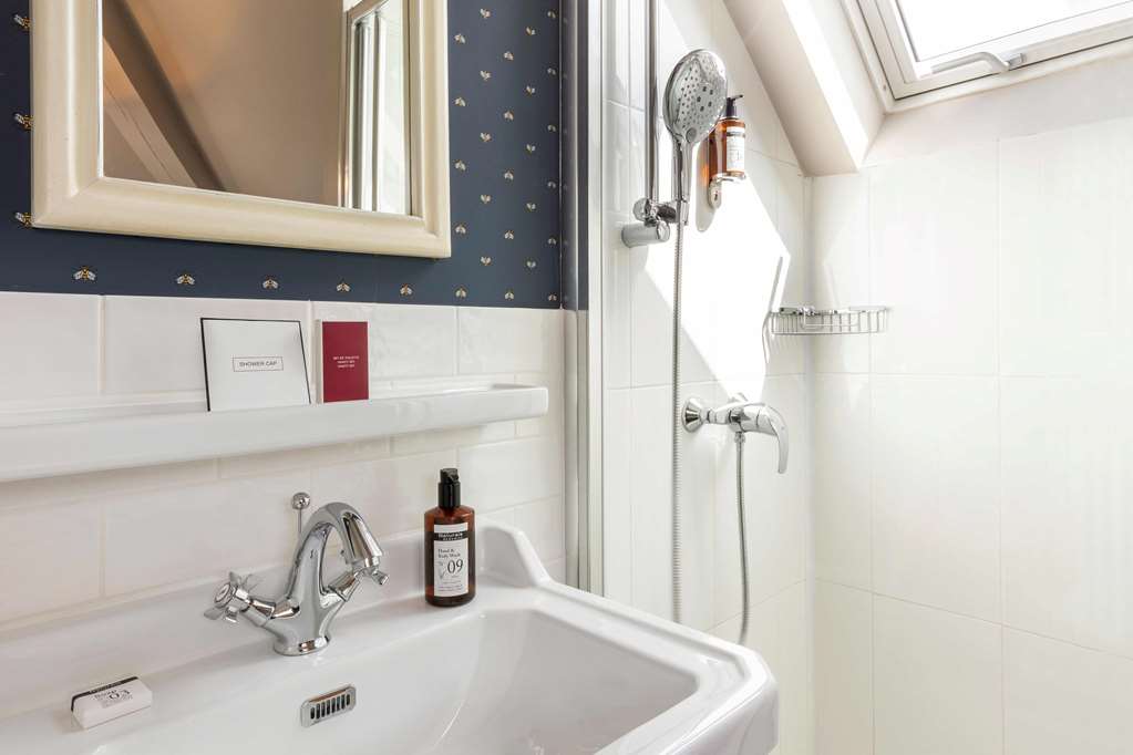 Hotel la Robeyere, BW Signature Collection-guestroom-Guest Room,Bathroom,On-Site.jpg