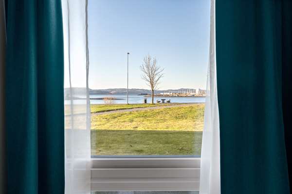 2 Single Beds, Non-Smoking, Economy Room, Sea View, Wi-Fi, Full Breakfast