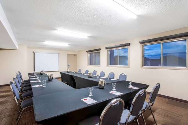  - Quality Inn & Conference Centre Central Kingston