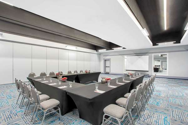  - Quality Inn & Conference Centre Central Kingston