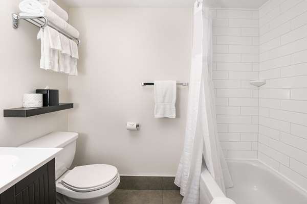  - Quality Inn & Conference Centre Central Kingston