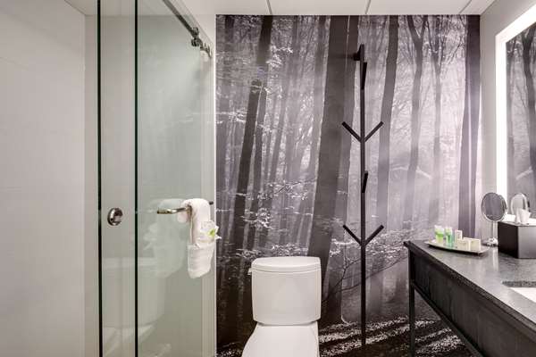 Suite - Peaks Hotel & Suites Downtown Banff