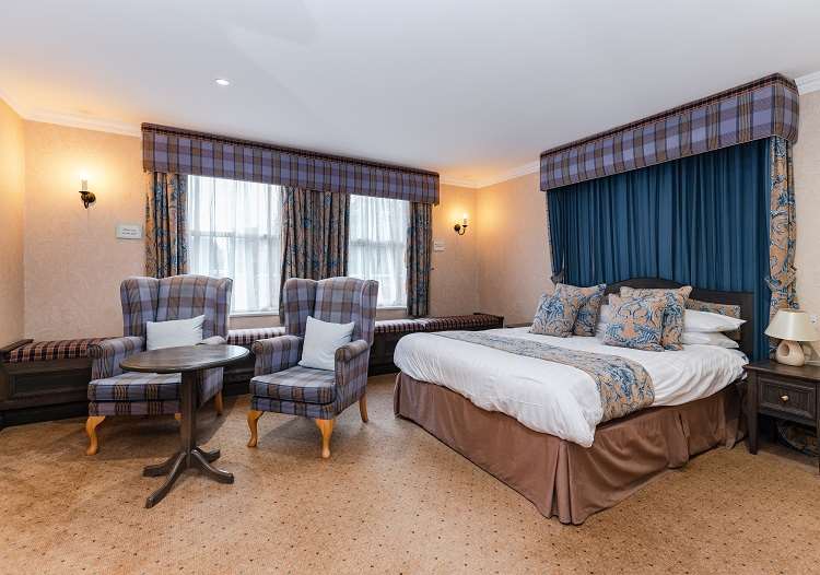 VILLIERS HOTEL-guestroom-Guest Room,On-Site.jpg