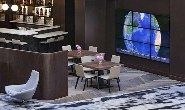 Bar - Hilton Hotel Capitol Hill DC