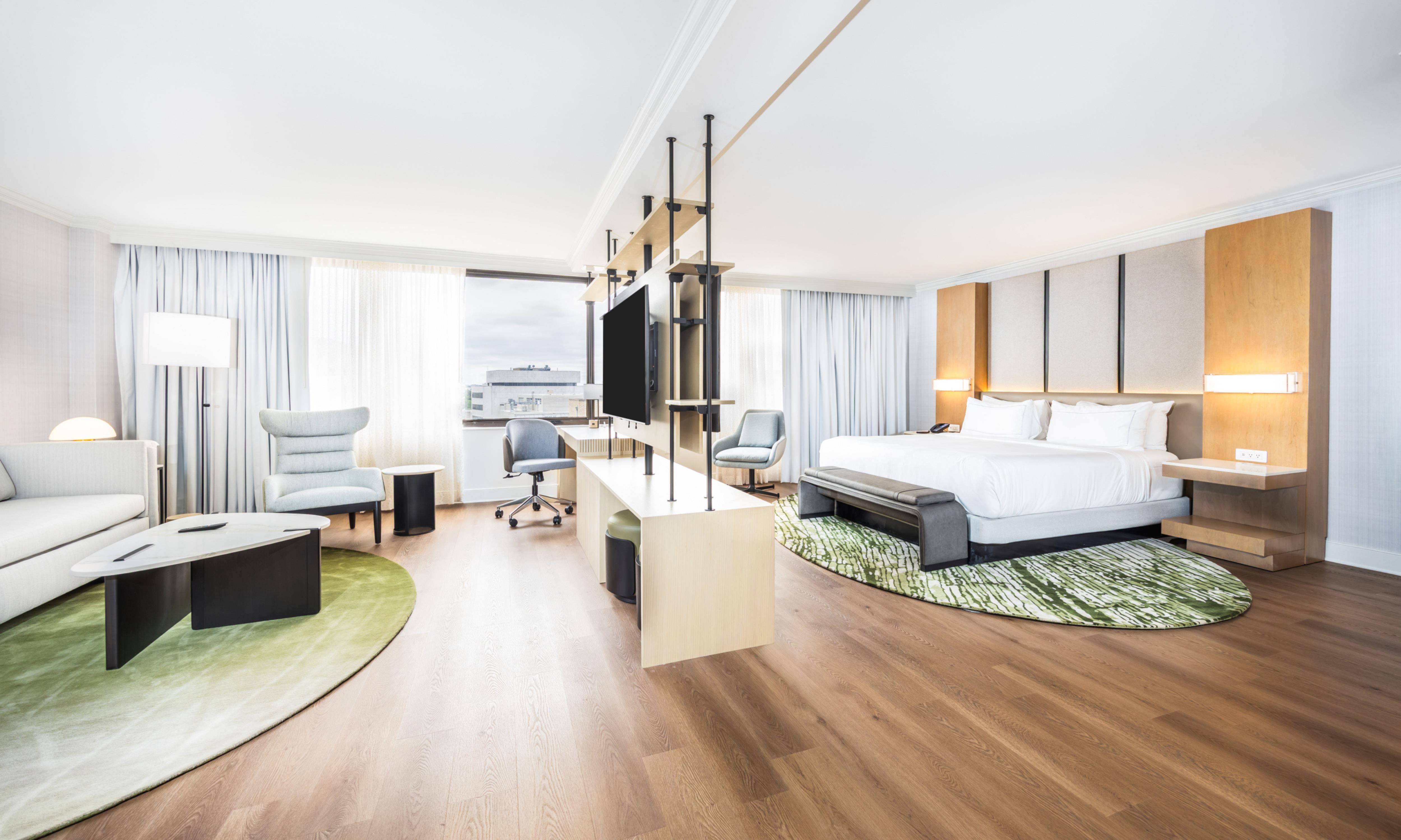 Hilton Washington DC Capitol Hill Room Type - 1 KING CAP VW STUDIO SUITE