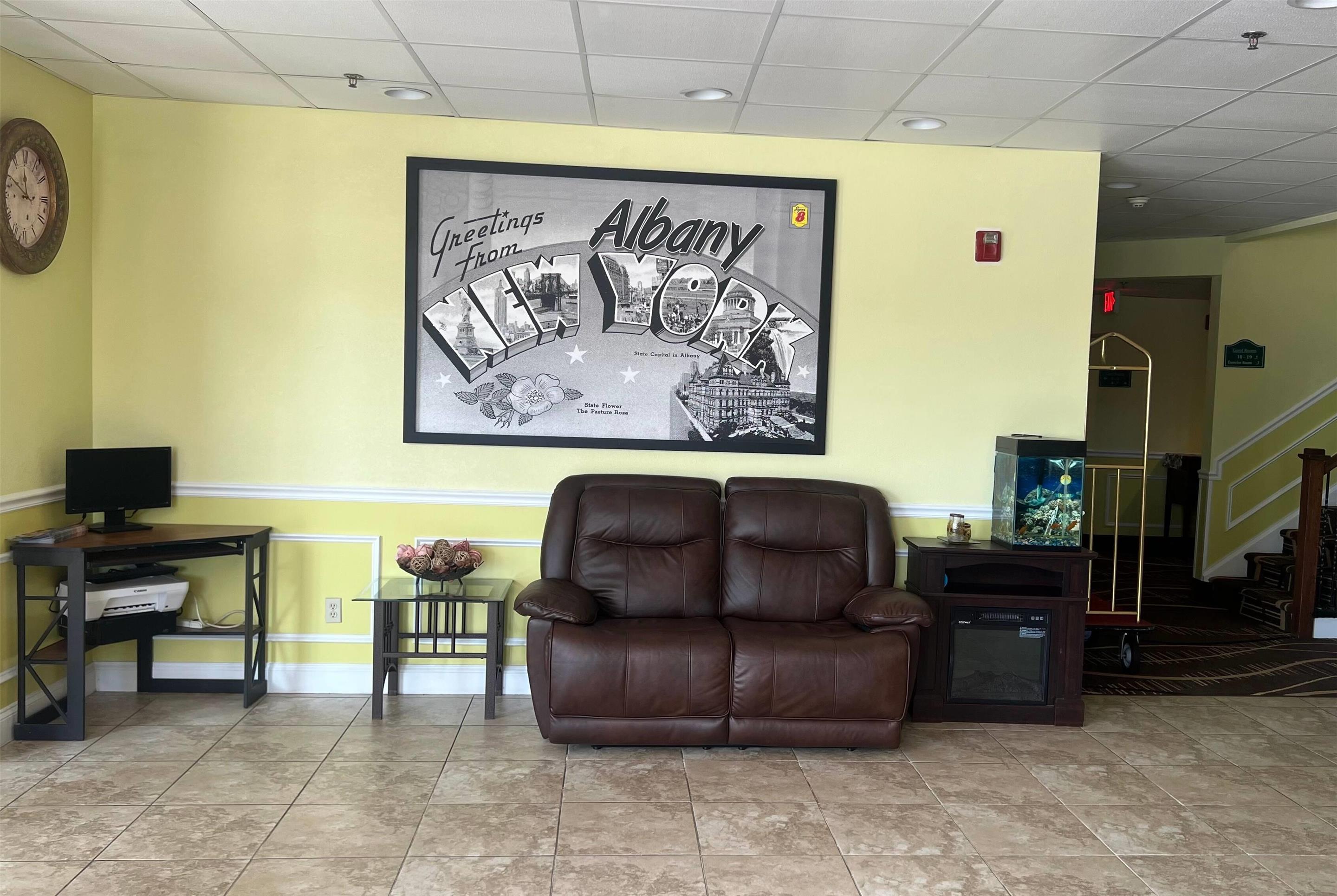 Lobby | Super 8 by Wyndham Albany