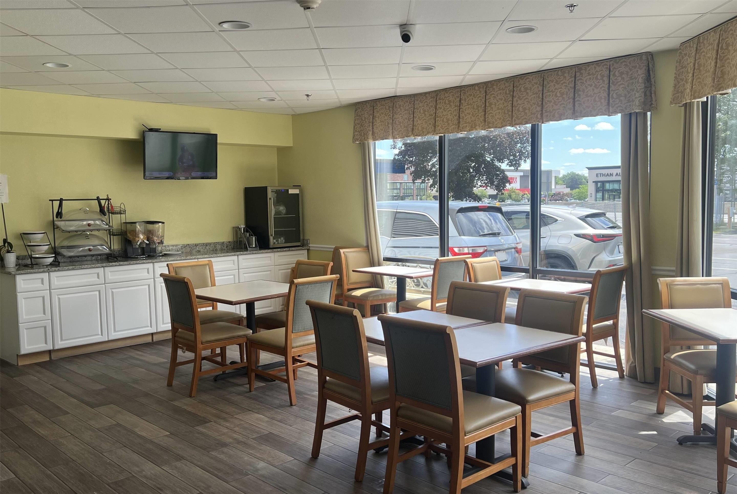 Lobby | Super 8 by Wyndham Albany