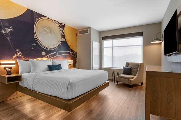 Suite - Cambria Hotel Airport Austin