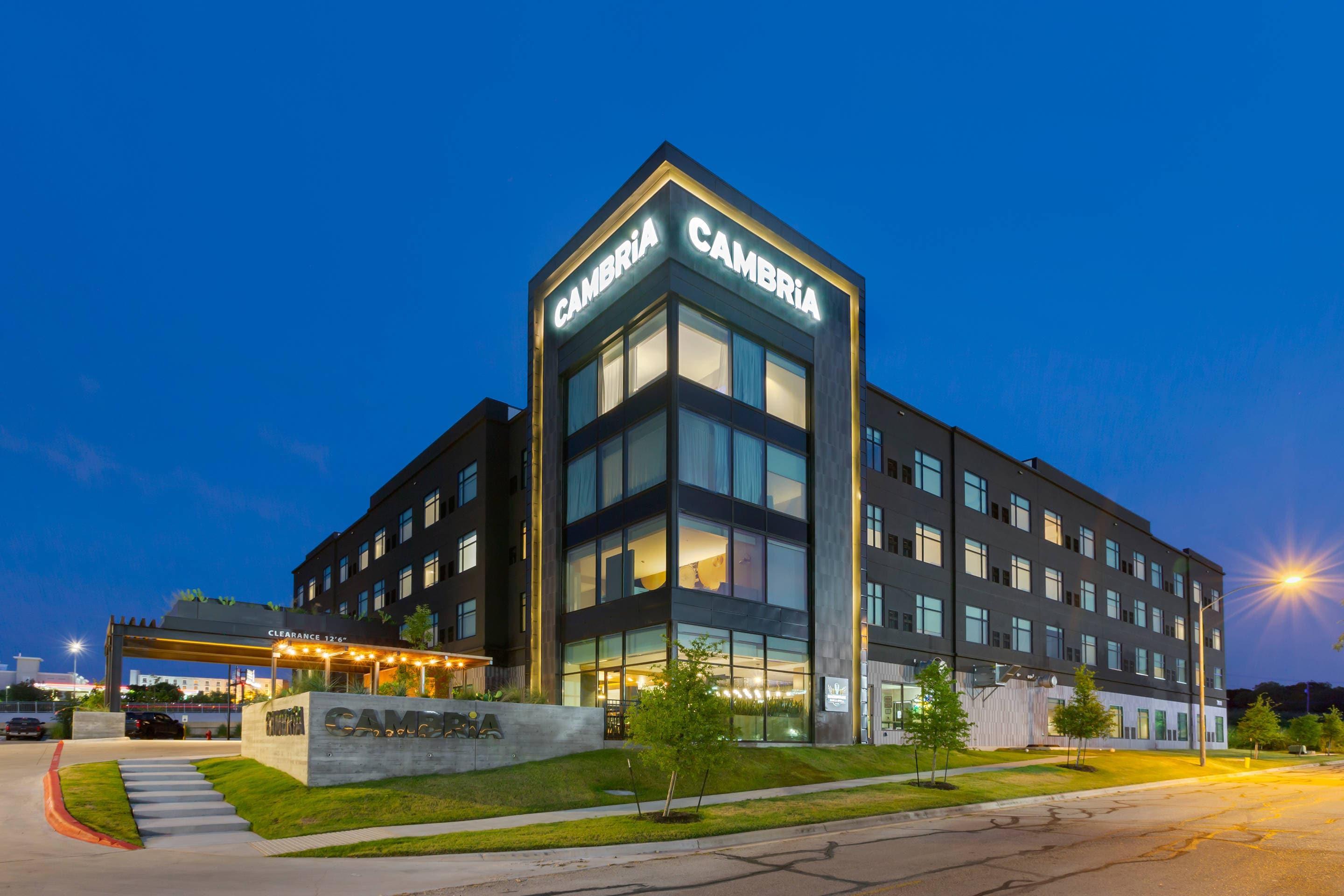 Hotel at night | Cambria Hotel Austin Airport