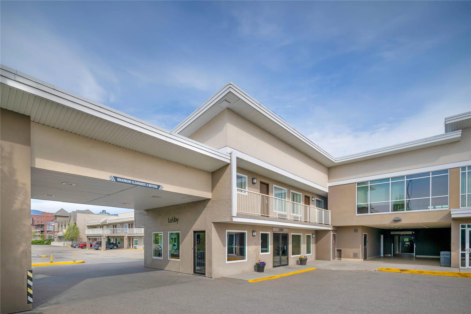 Econo Lodge Inn and Suites Kelowna