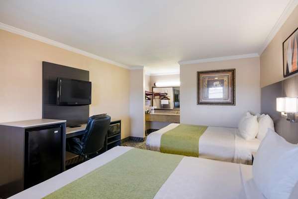  - SureStay Hotel by Best Western Rockdale