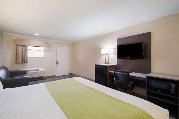  - SureStay Hotel by Best Western Rockdale