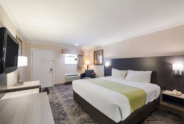  - SureStay Hotel by Best Western Rockdale