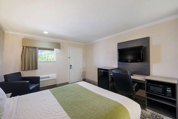  - SureStay Hotel by Best Western Rockdale
