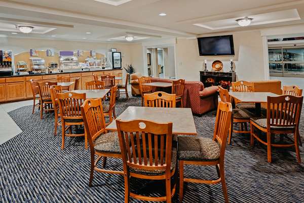  - Ramada Hotel Yakima - I-82, Exit 33