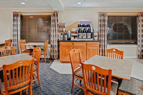  - Ramada Hotel Yakima - I-82, Exit 33