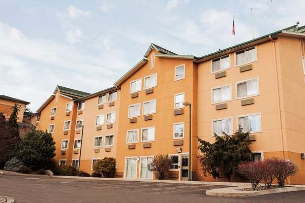 Exterior view - Ramada Hotel Yakima - I-82, Exit 33