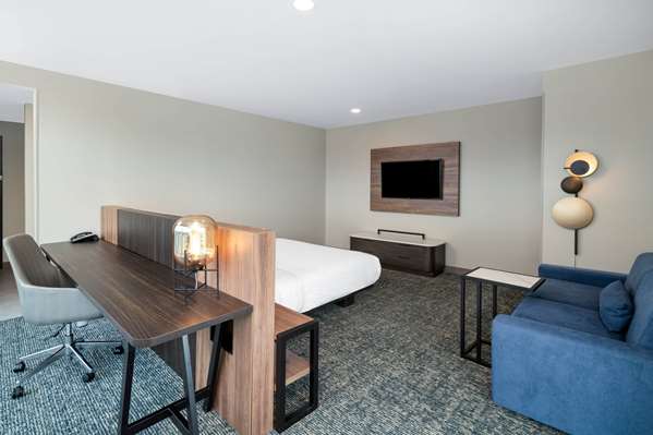 Suite - La Quinta Inn & Suites Downtown Nashville - I-24, Exit 49