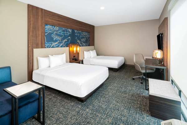 Suite - La Quinta Inn & Suites Downtown Nashville - I-24, Exit 49