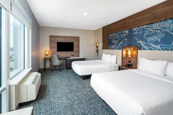 Suite - La Quinta Inn & Suites Downtown Nashville - I-24, Exit 49