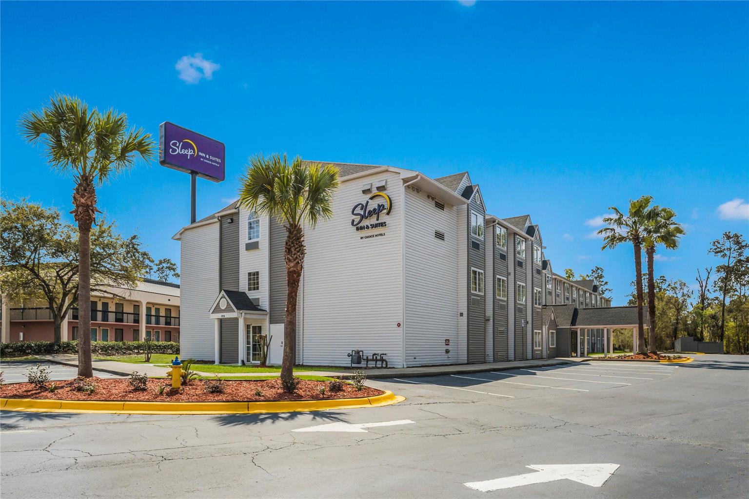 Sleep Inn & Suites