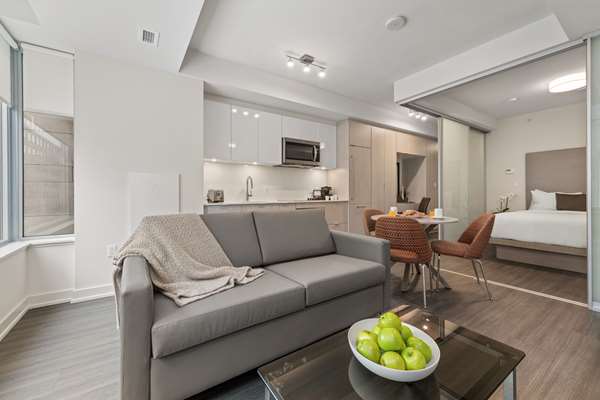  - reStays Hotel Downtown Ottawa