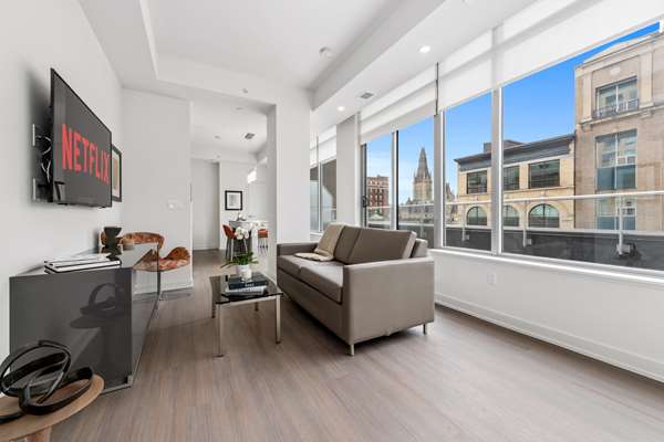  - reStays Hotel Downtown Ottawa