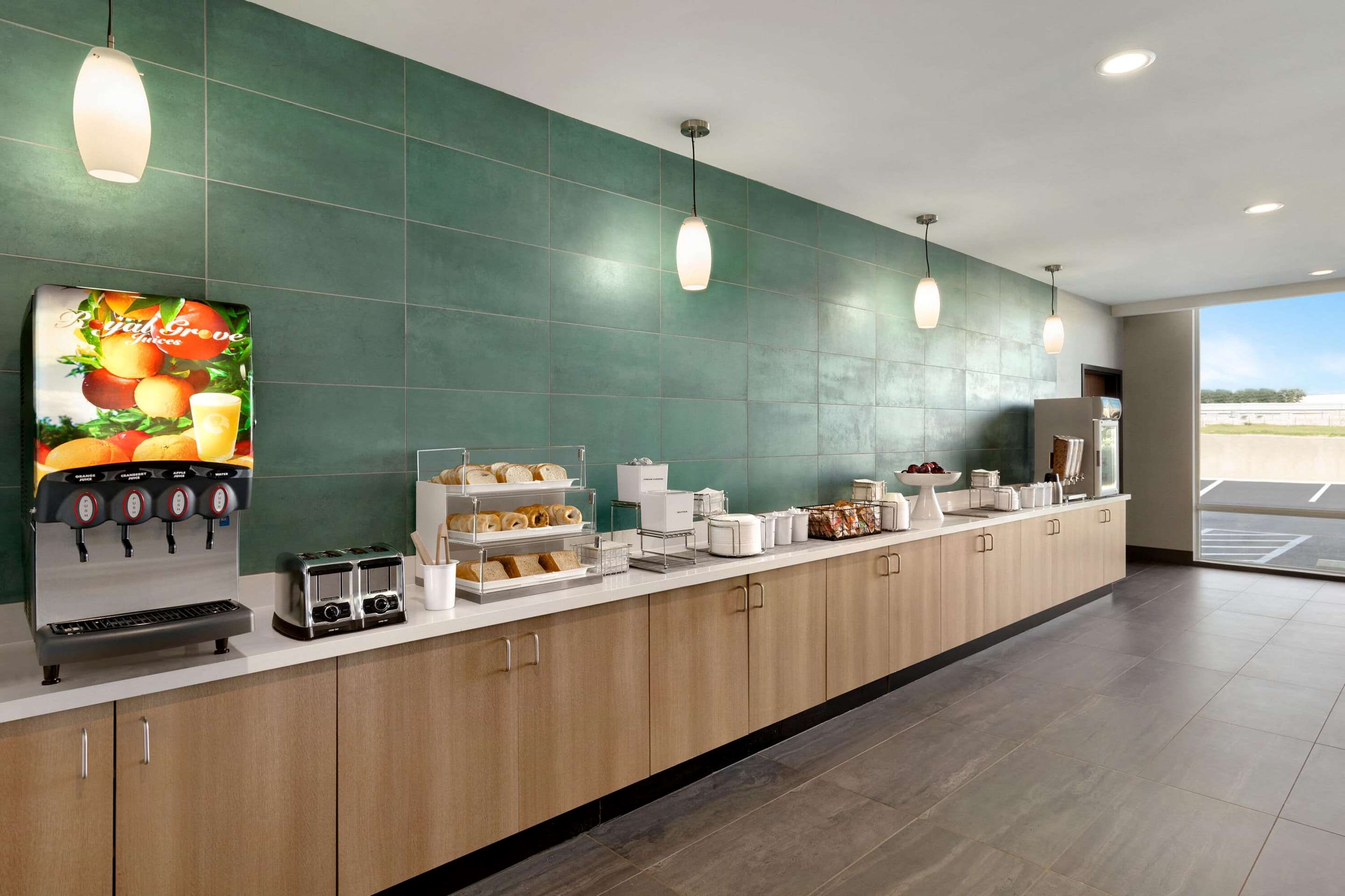 Property amenity | La Quinta Inn & Suites by Wyndham San Antonio Seaworld/LAFB