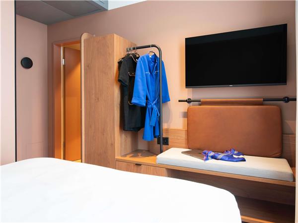 Superior 1 bedroom apartment for 4 people