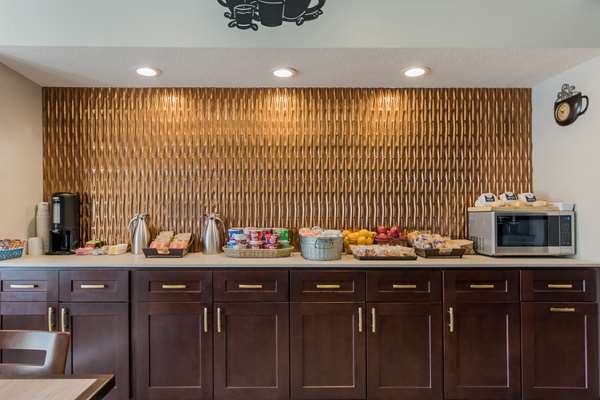 Amenities - SureStay Plus Hotel by Best Western Highland