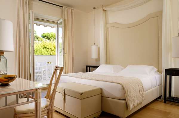 HOTEL VILLA ROMA IMPERIALE - Photo 18