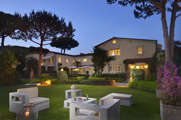 HOTEL VILLA ROMA IMPERIALE - Photo 2