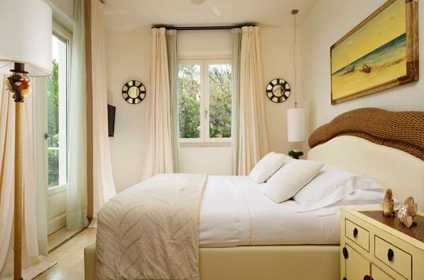 HOTEL VILLA ROMA IMPERIALE - Photo 43