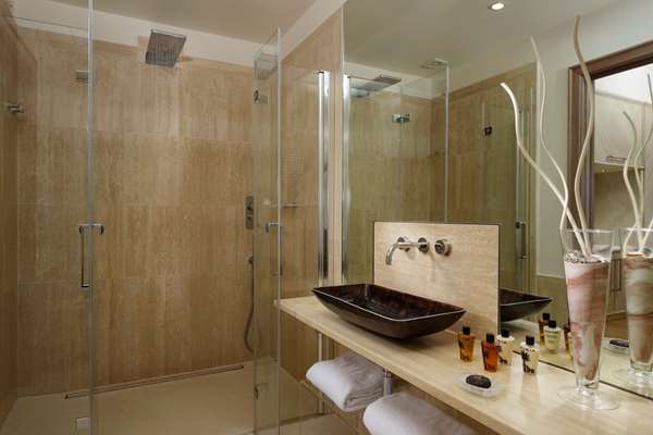 HOTEL VILLA ROMA IMPERIALE - Photo 15