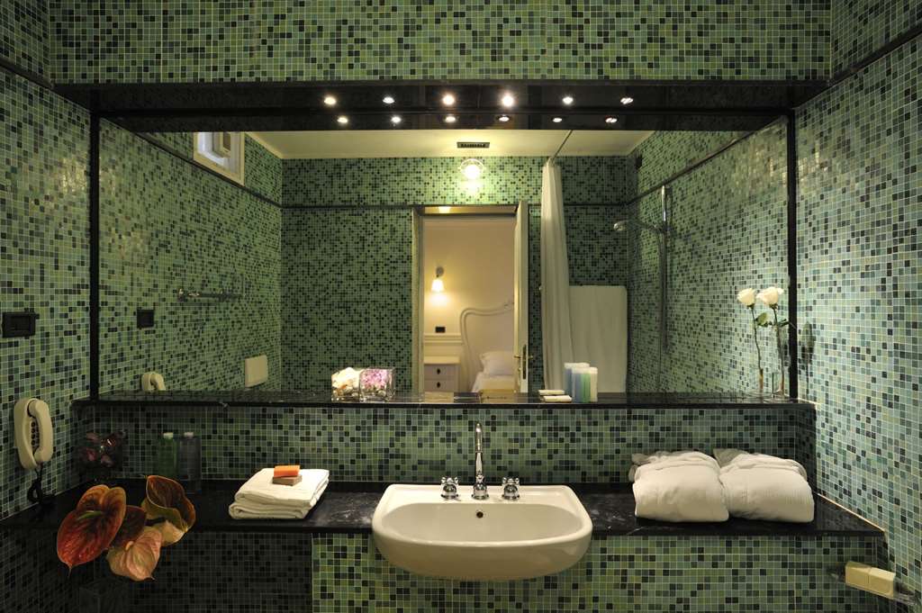 HOTEL VILLA LAS TRONAS-guestroom-Guest Room,Bathroom,On-Site.jpg
