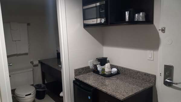  - Best Western Downtown Casper Hotel - I-25, Exit 188A