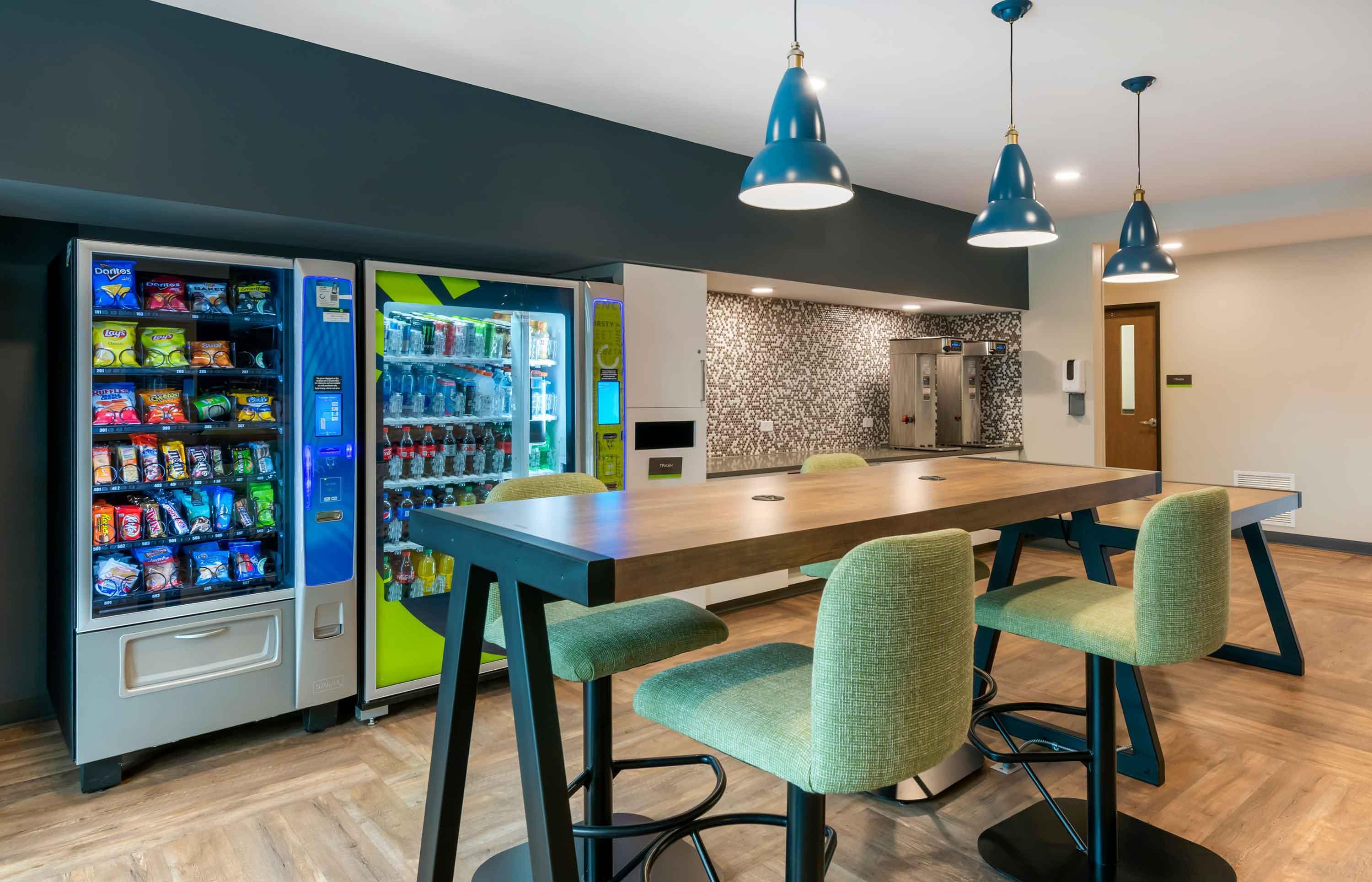 Free Grab-and-Go Breakfast | Extended Stay America Premier Suites Daytona Beach Ormond Be