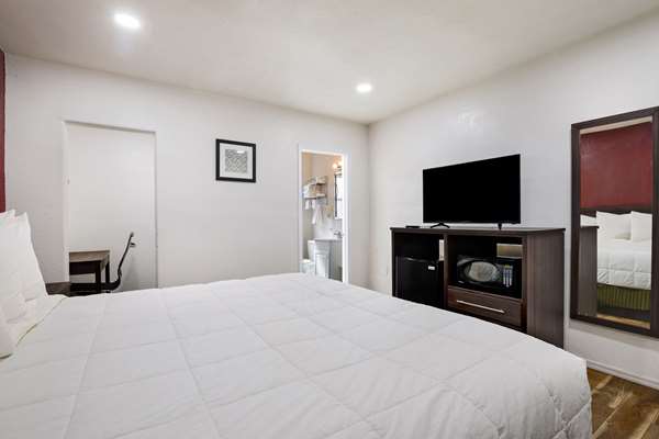  - Econo Lodge Needles - I-40, Exit 142