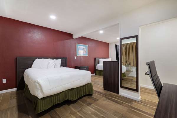  - Econo Lodge Needles - I-40, Exit 142