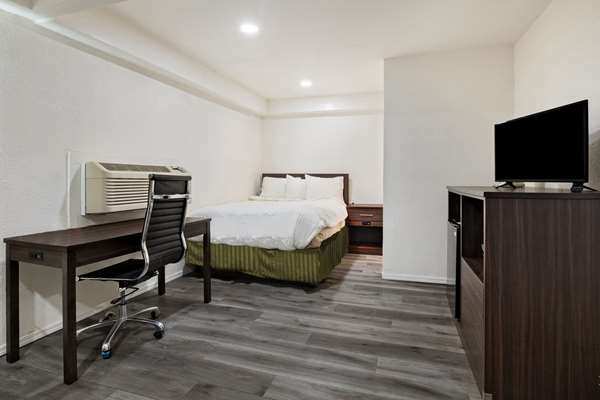  - Econo Lodge Needles - I-40, Exit 142