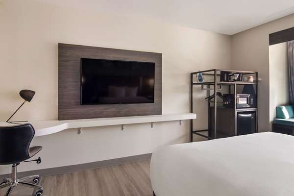  - MainStay Suites Clarion - I-80, Exit 62
