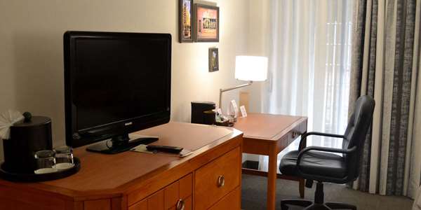  - Kensington Hotel Ann Arbor - I-94, Exit 177