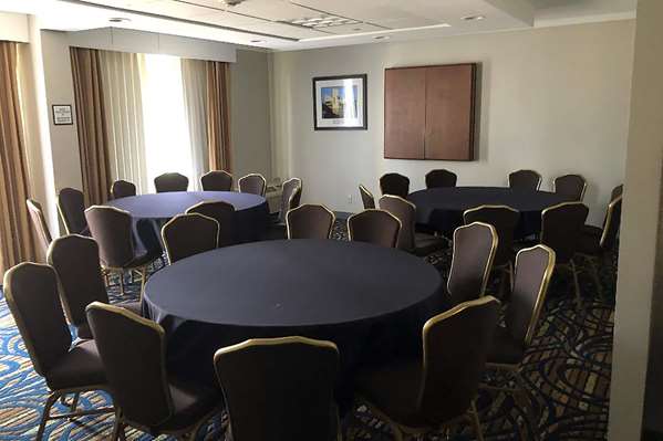  - Ramada Hotel South Independence