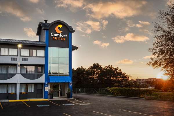 Exterior view - Comfort Suites Kingston