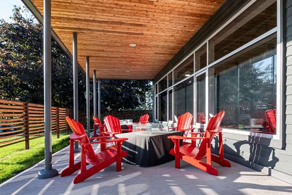  - Comfort Suites Kingston