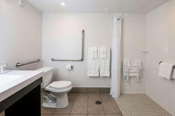  - Comfort Suites Kingston
