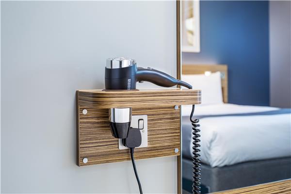 Guest Room,Guest Room Amenity,On-Site