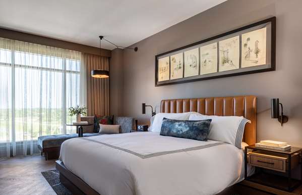  - Thompson Hotel Historic District Savannah