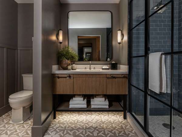  - Thompson Hotel Historic District Savannah