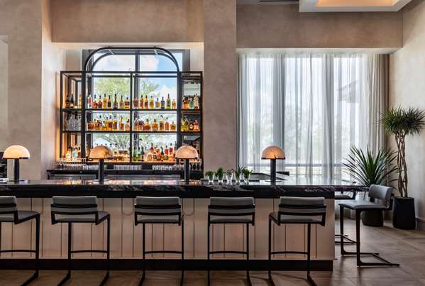 Bar - Thompson Hotel Historic District Savannah